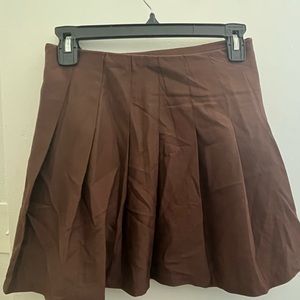 Brown tennis skirt (mini??)